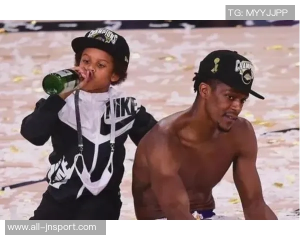 阿门分享篮球情怀从詹姆斯威少到隆多的球迷之路