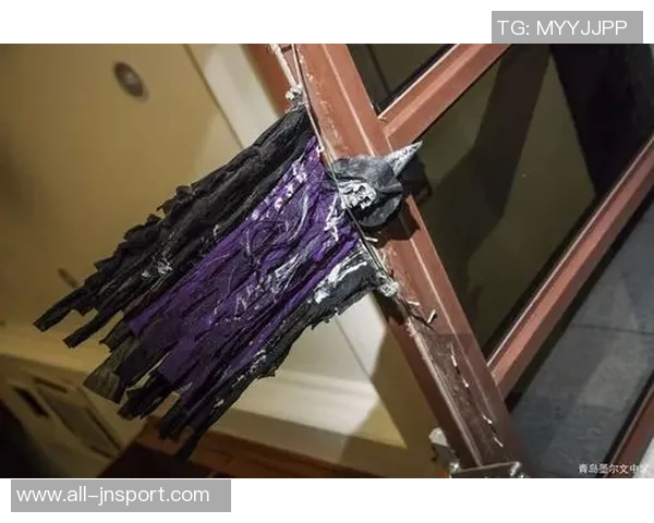 文班克马的万圣节鬼影装扮引发热议你觉得他打几分呢